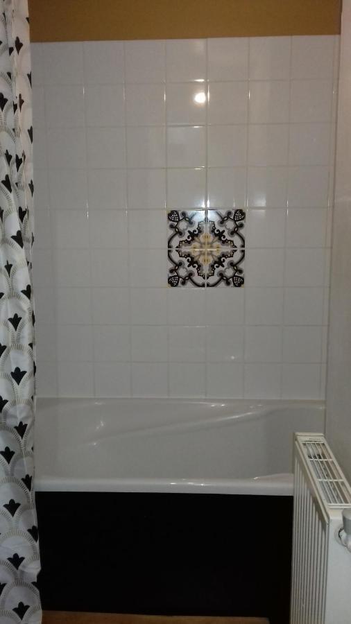 Duplex La Maisonnette 2 Chambres - Parking Gratuit Troyes Buitenkant foto