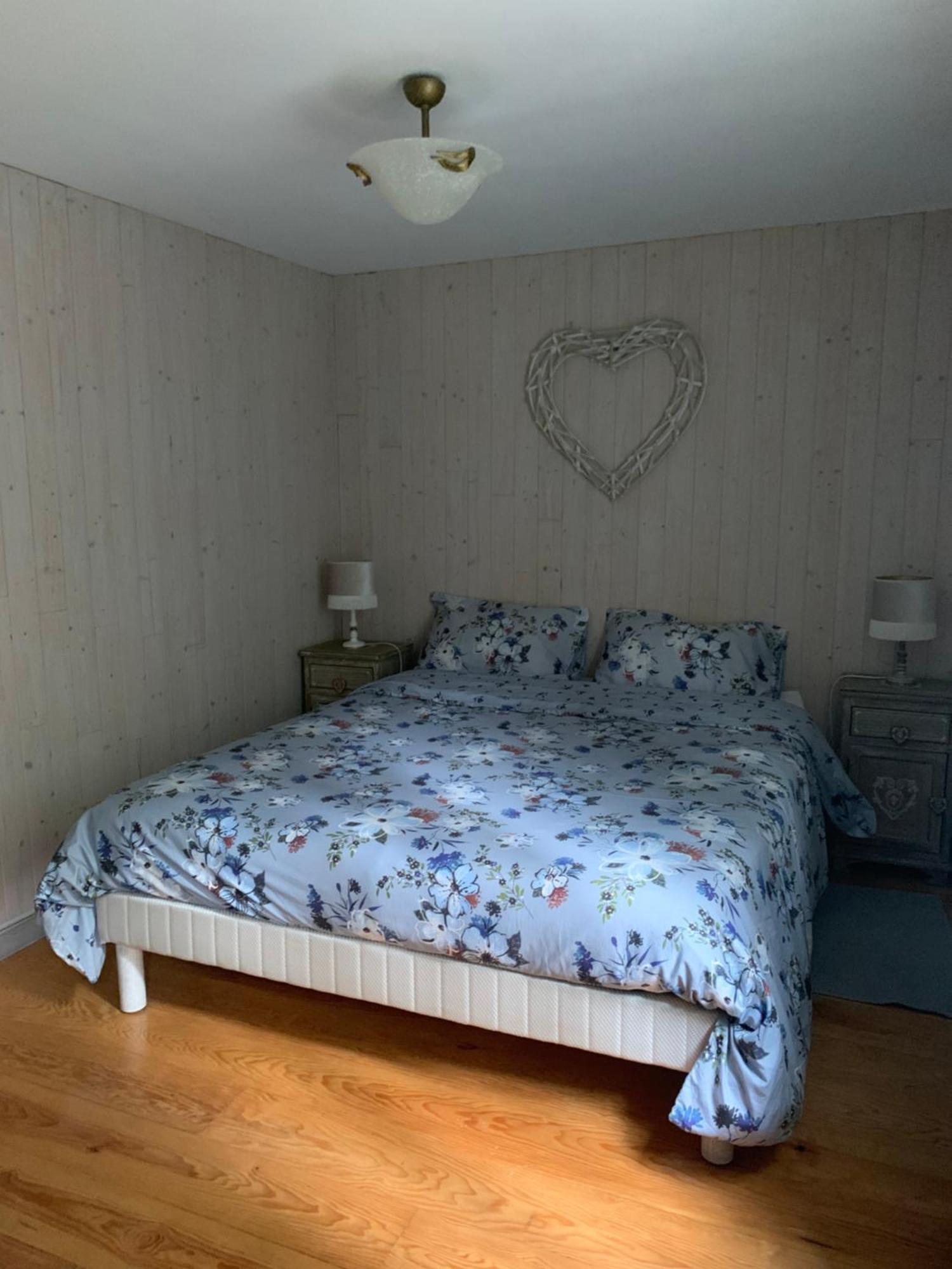 Duplex La Maisonnette 2 Chambres - Parking Gratuit Troyes Buitenkant foto